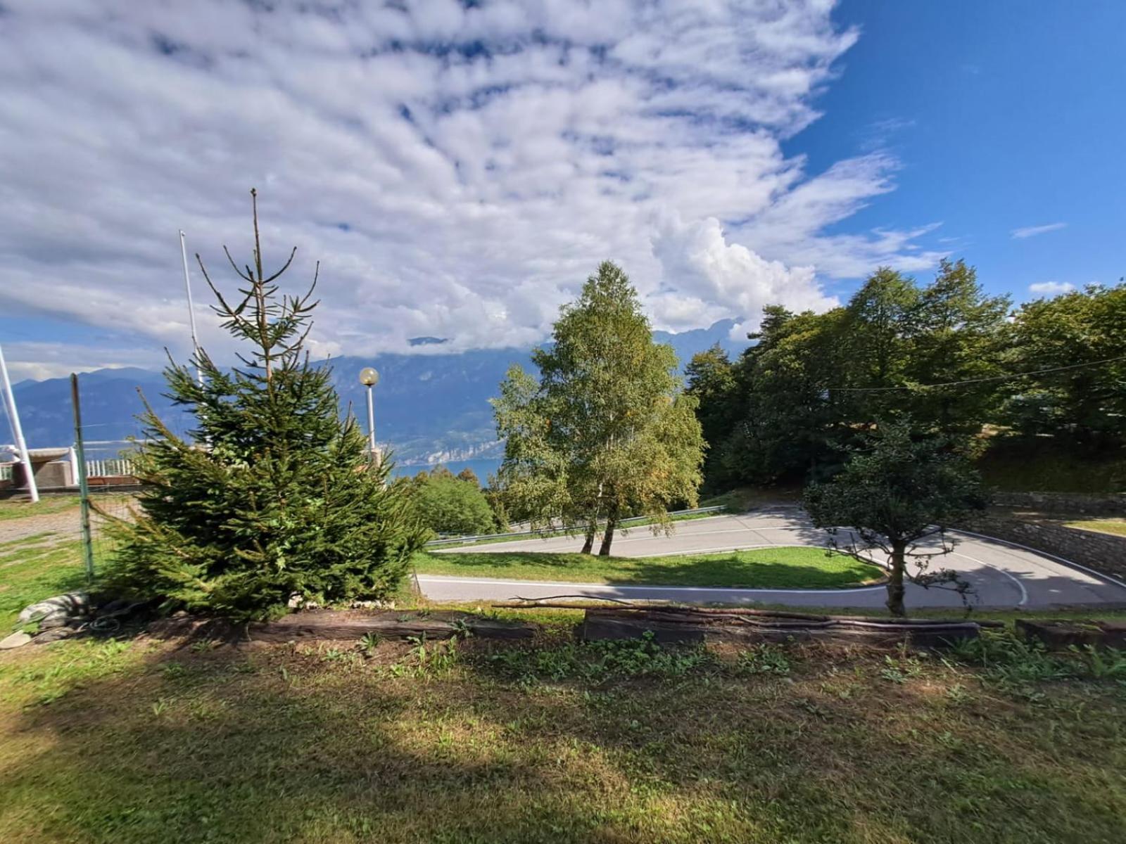 Provinciale 79 Hotel Magreglio Kültér fotó