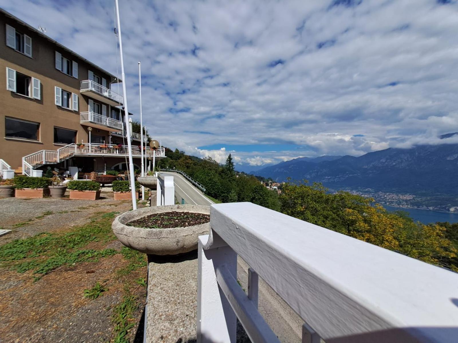 Provinciale 79 Hotel Magreglio Kültér fotó